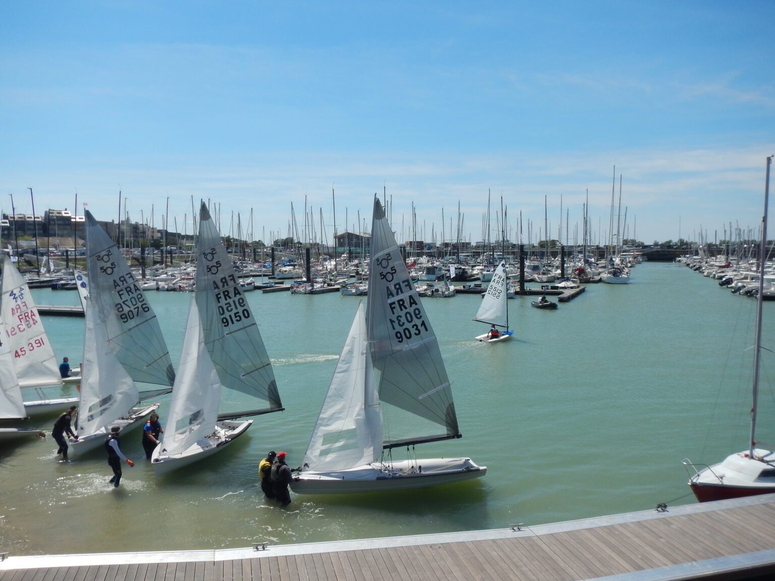 DSCN1310 voiles dériveurs