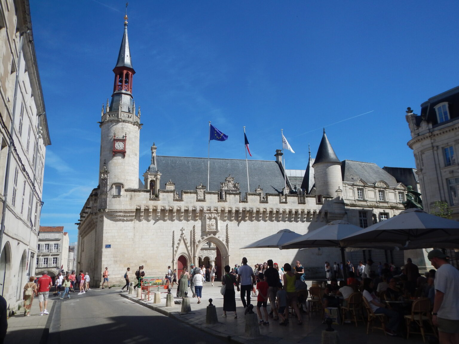 DSCN1407 hôtel de ville